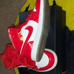 Jordan 1 MID SE